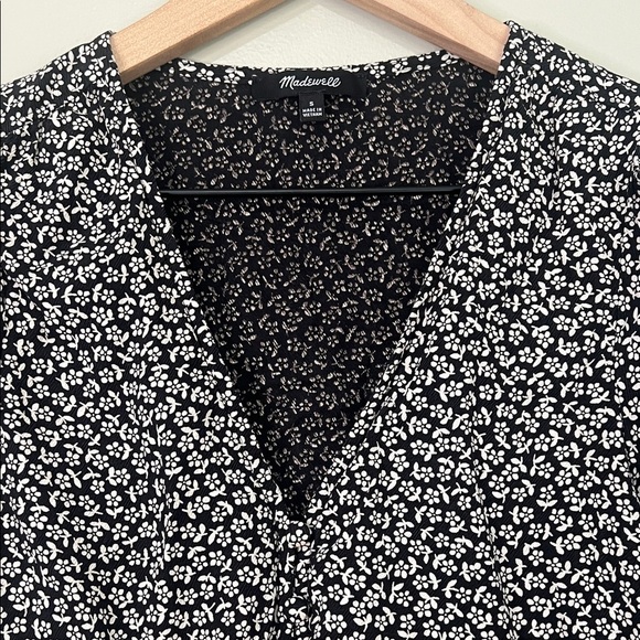 Madewell Black and White Floral Blouse Cropped Womens Small - Picture 3 of 8